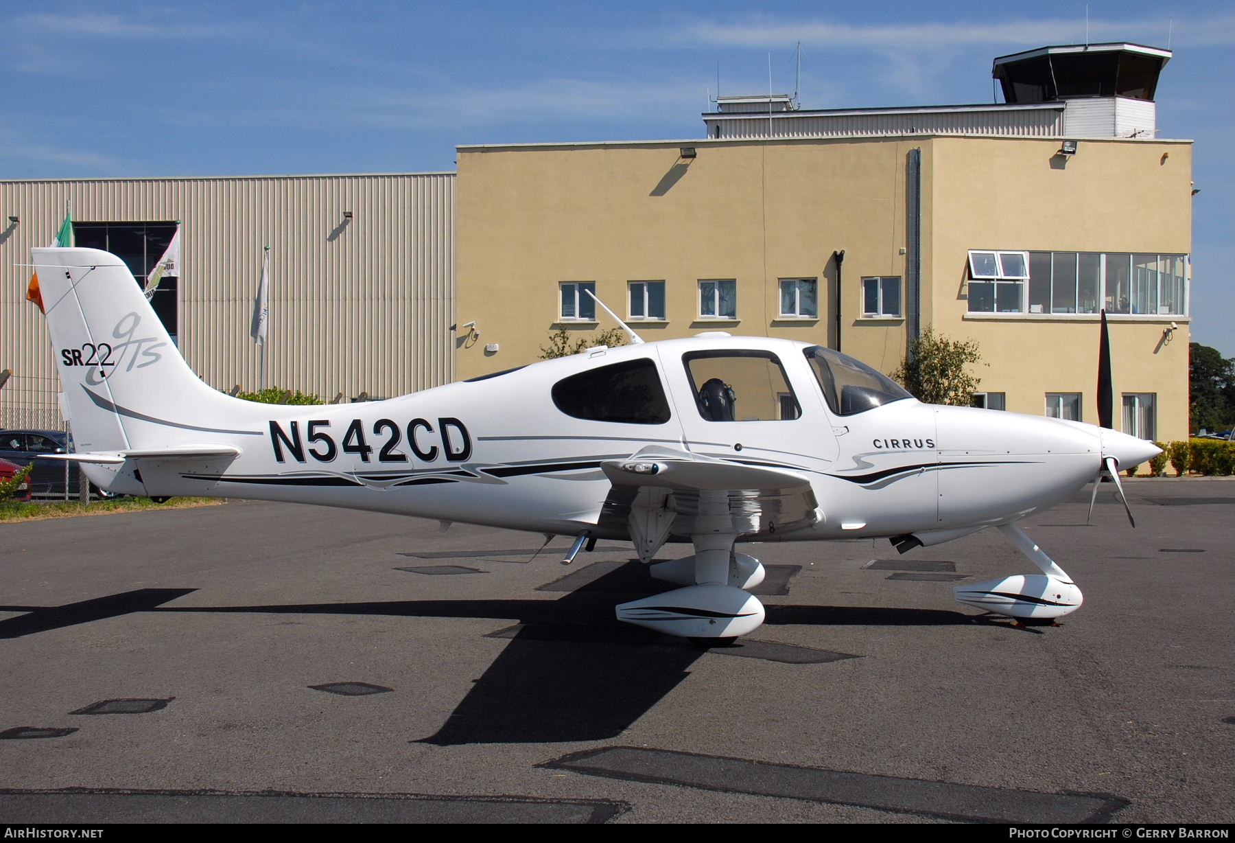 Aircraft Photo of N542CD | Cirrus SR-22 G2-GTS | AirHistory.net #375792