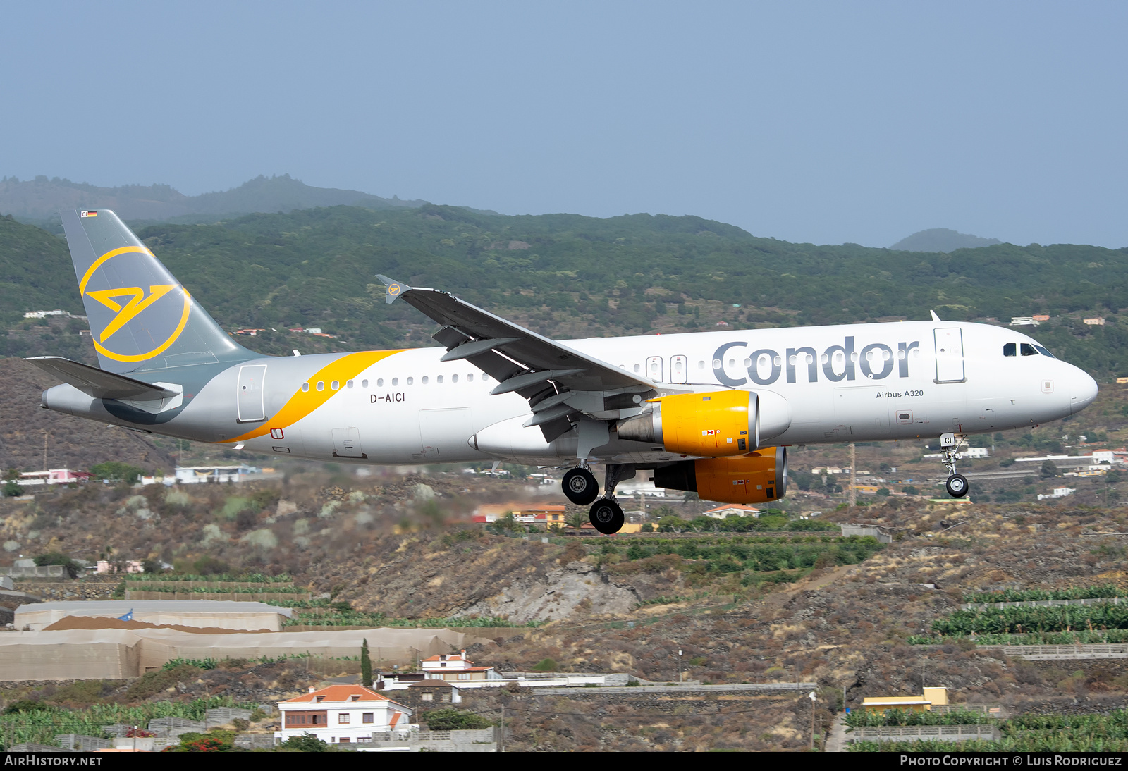 Aircraft Photo of D-AICI | Airbus A320-212 | Condor Flugdienst | AirHistory.net #375820