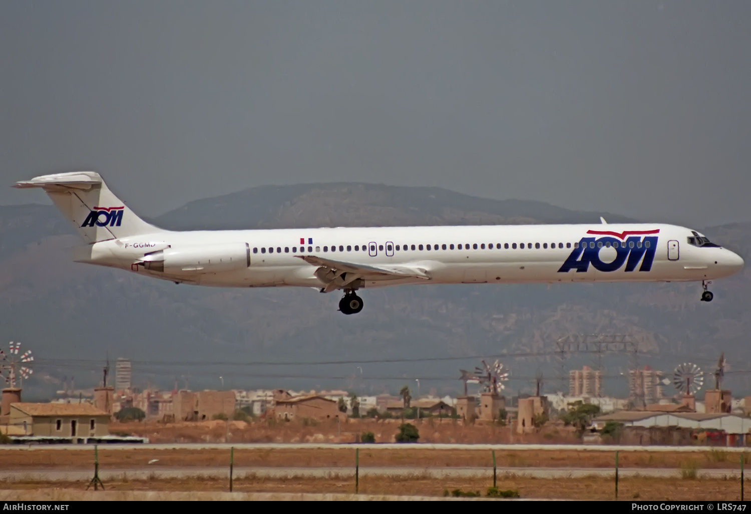 Aircraft Photo of F-GGMD | McDonnell Douglas MD-83 (DC-9-83) | AOM French Airlines | AirHistory.net #375864