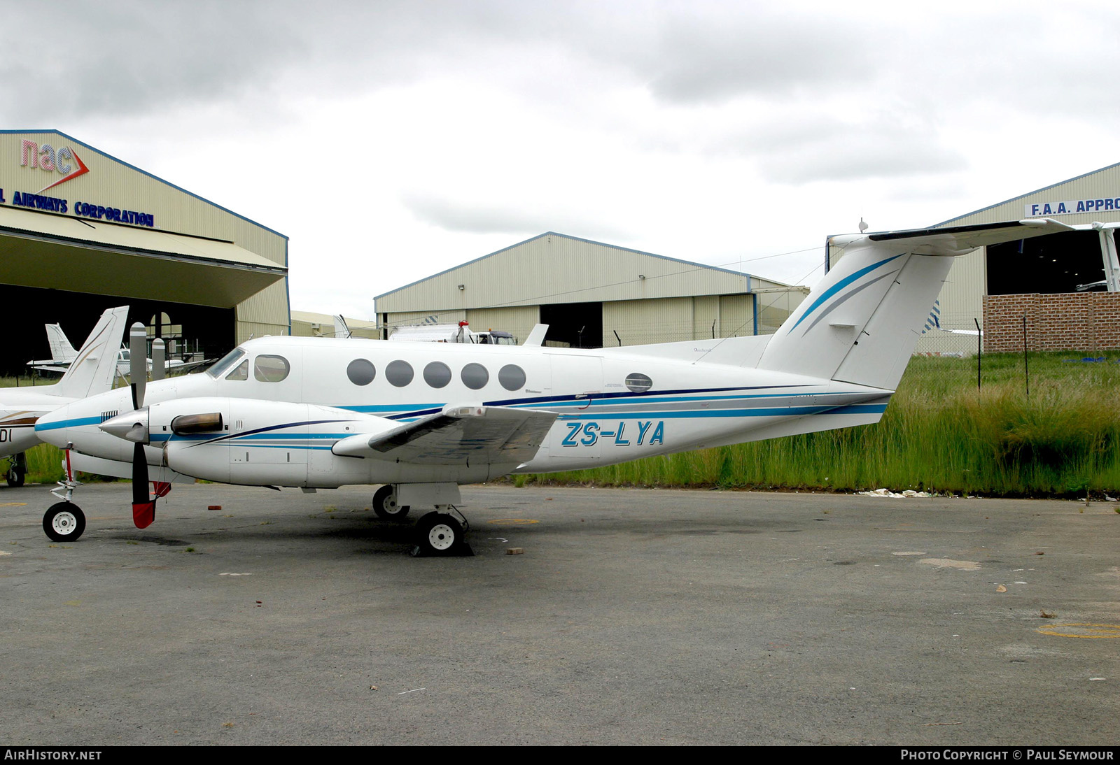 Aircraft Photo of ZS-LYA | Beech 200 Super King Air | AirHistory.net #375902