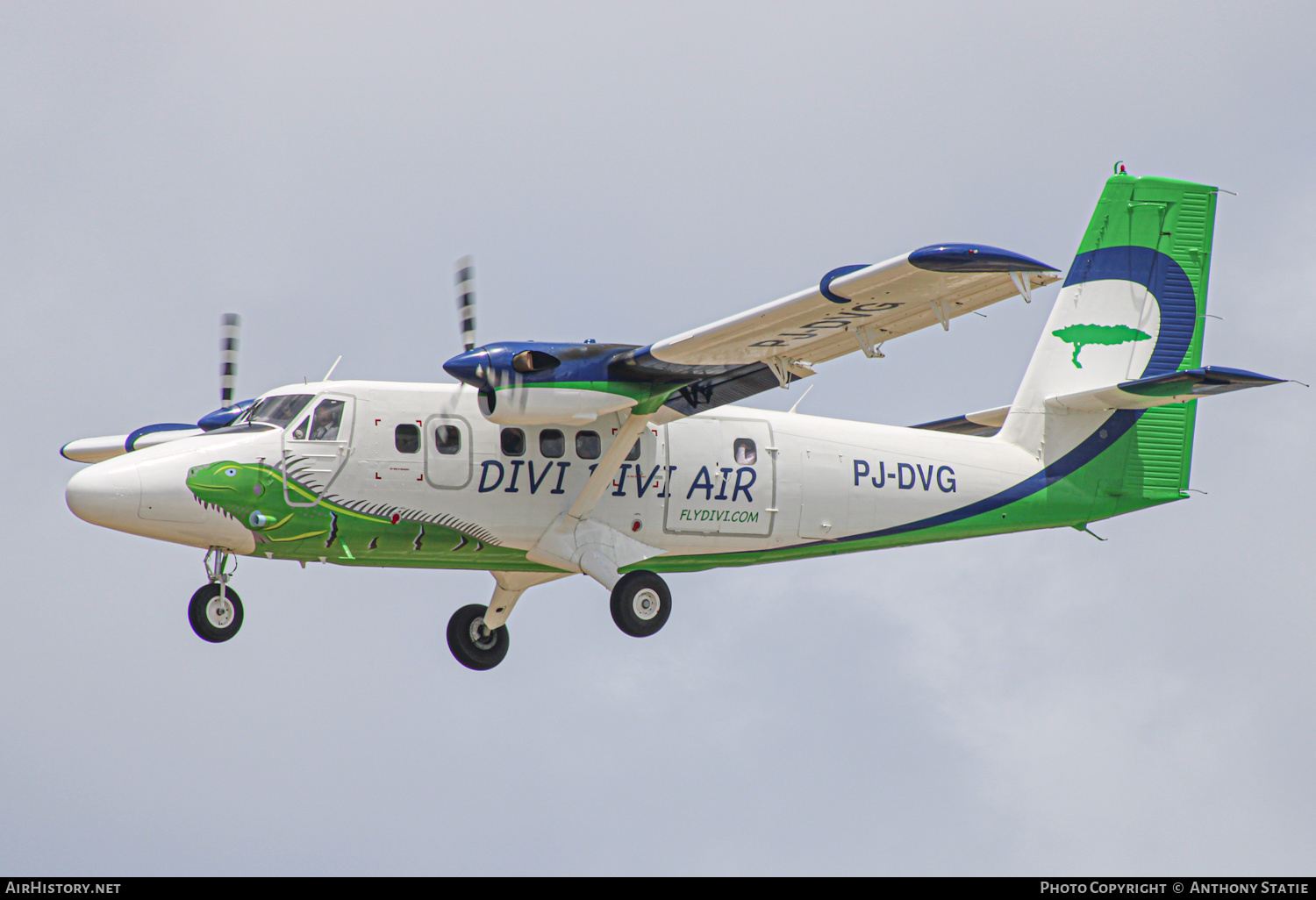 Aircraft Photo of PJ-DVG | De Havilland Canada DHC-6-300 Twin Otter | Divi Divi Air | AirHistory.net #375995