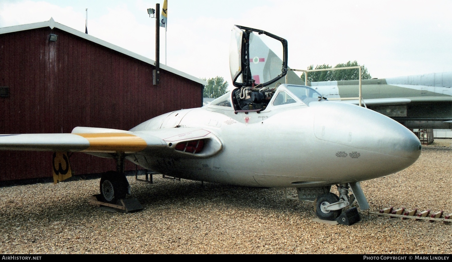 Aircraft Photo of XD434 | De Havilland D.H. 115 Vampire T11 | UK - Air Force | AirHistory.net #375996