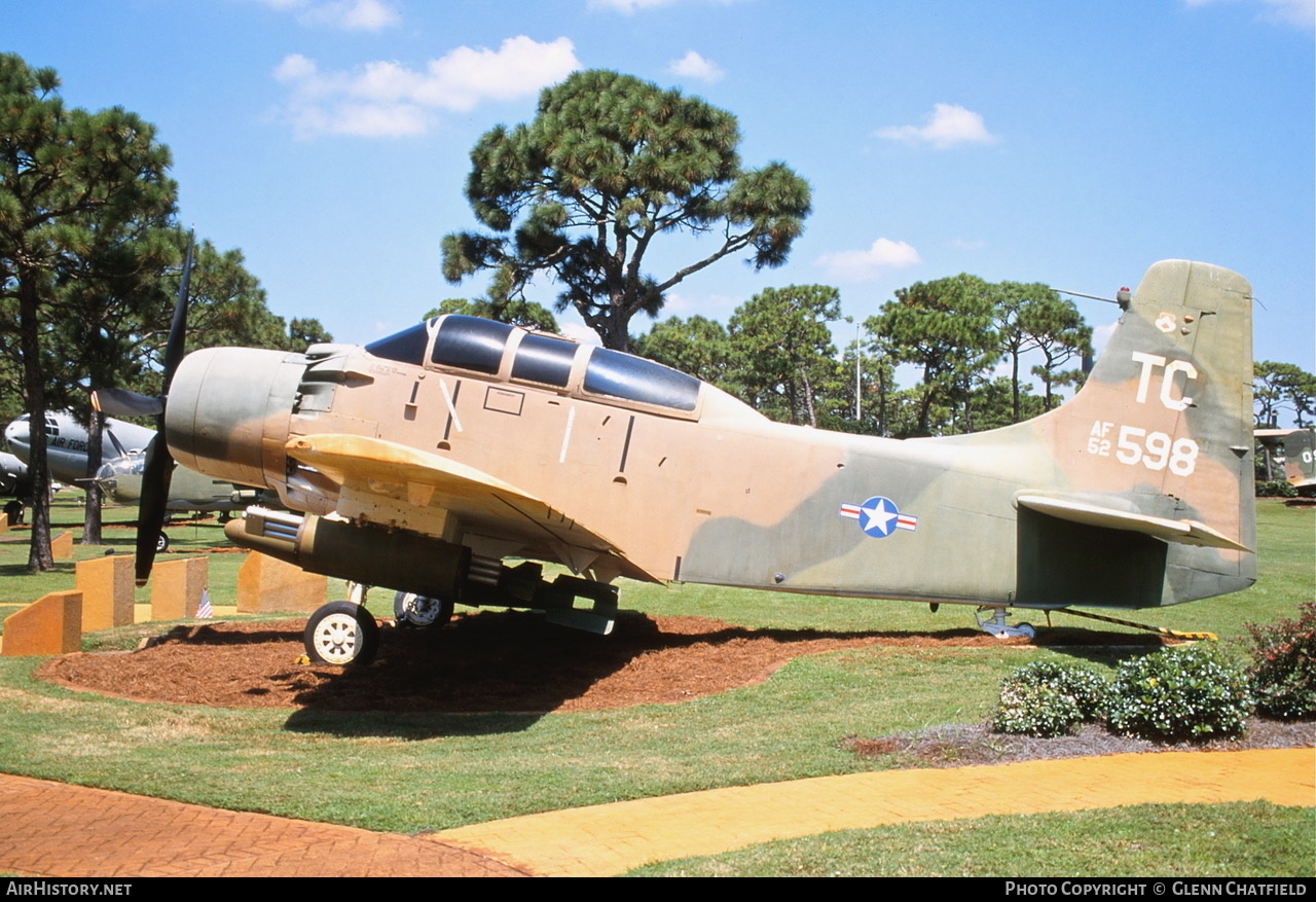 Aircraft Photo of 132598 / 52598 | Douglas A-1G Skyraider | USA - Air Force | AirHistory.net #376013