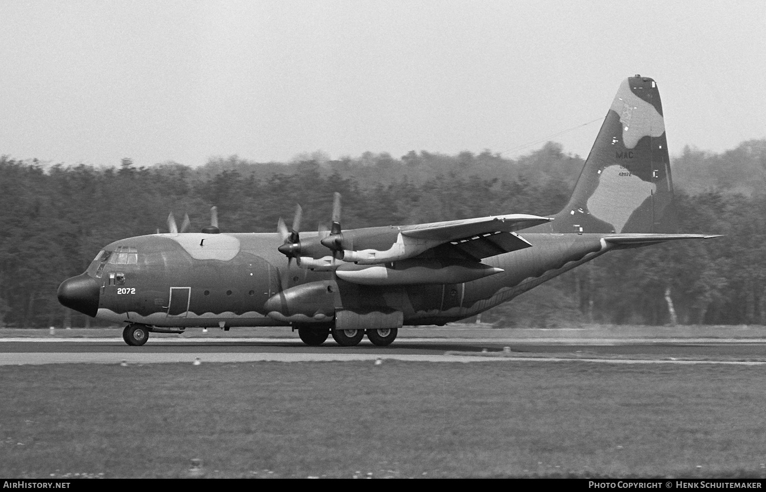 Aircraft Photo of 74-2072 / 42072 | Lockheed C-130H Hercules | USA - Air Force | AirHistory.net #376044