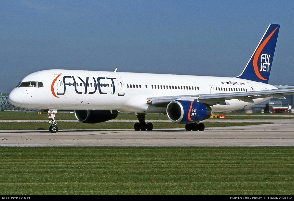Aircraft Photo of G-FJEB | Boeing 757-23A | Flyjet | AirHistory.net #376102