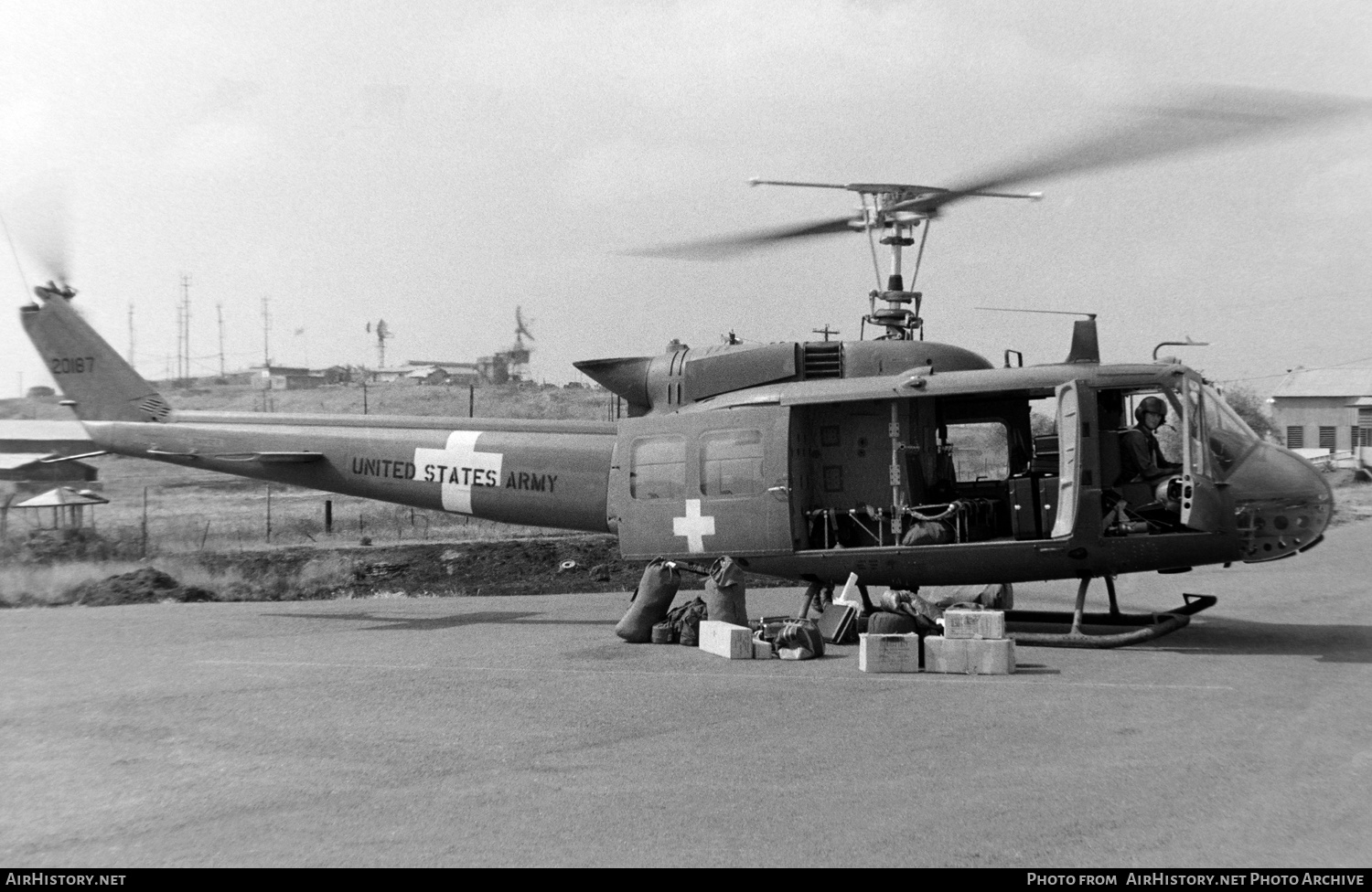 Aircraft Photo of 71-20187 / 20187 | Bell UH-1H Iroquois | USA - Army | AirHistory.net #376160