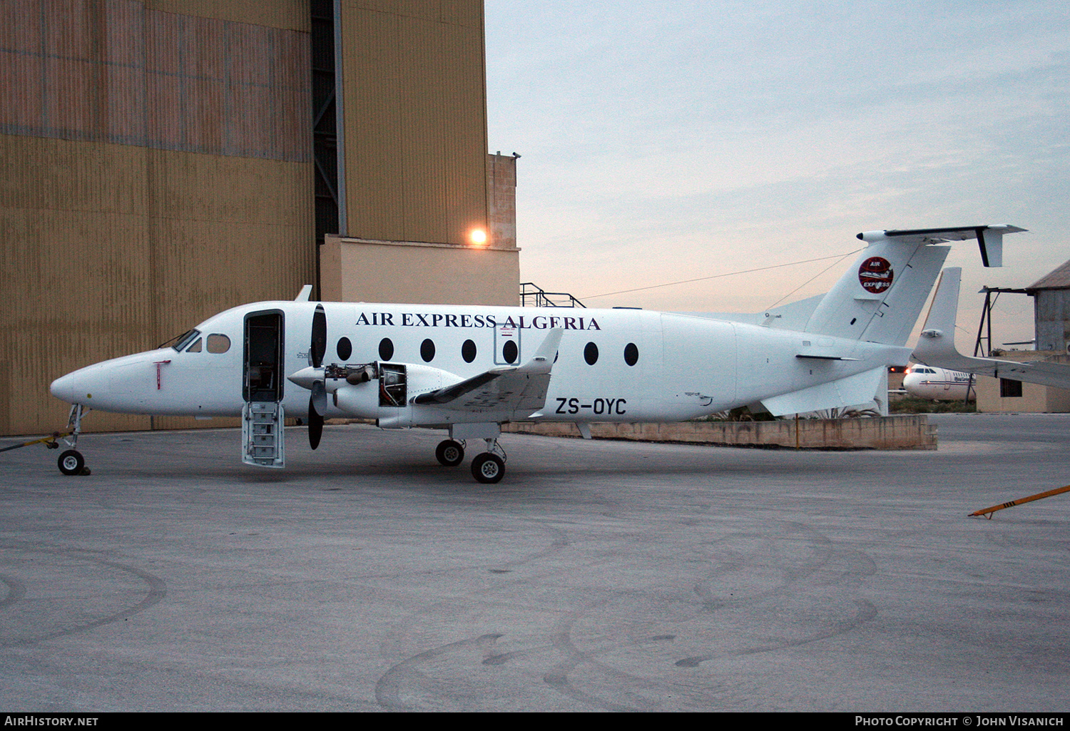 Aircraft Photo of ZS-OYC | Beech 1900D | Air Express Algeria | AirHistory.net #376211