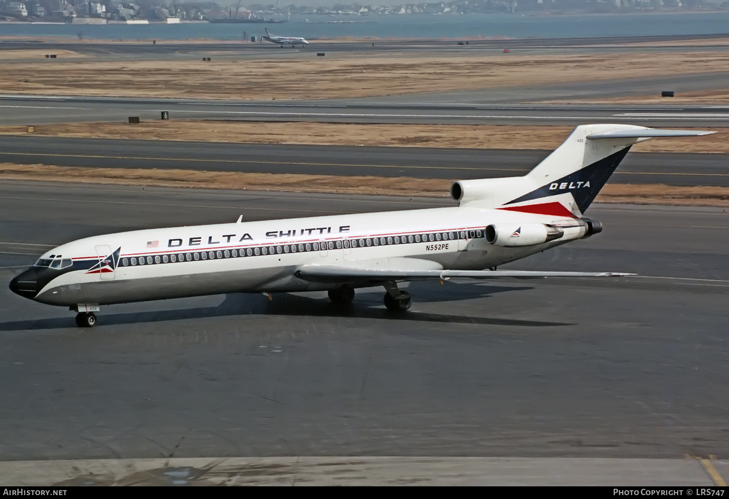Aircraft Photo of N552PE | Boeing 727-227/Adv | Delta Shuttle | AirHistory.net #376244