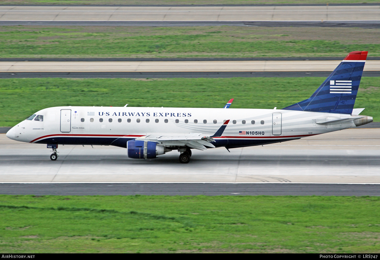 Aircraft Photo of N105HQ | Embraer 175LR (ERJ-170-200LR) | US Airways Express | AirHistory.net #376304