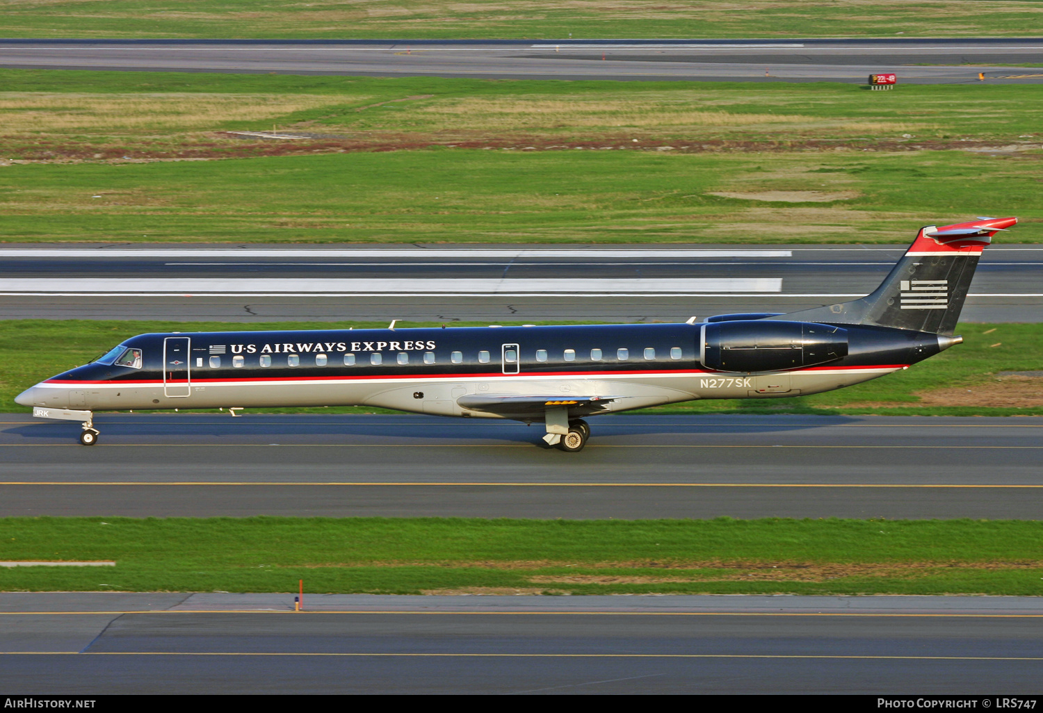 Aircraft Photo of N277SK | Embraer ERJ-145LR (EMB-145LR) | US Airways Express | AirHistory.net #376317