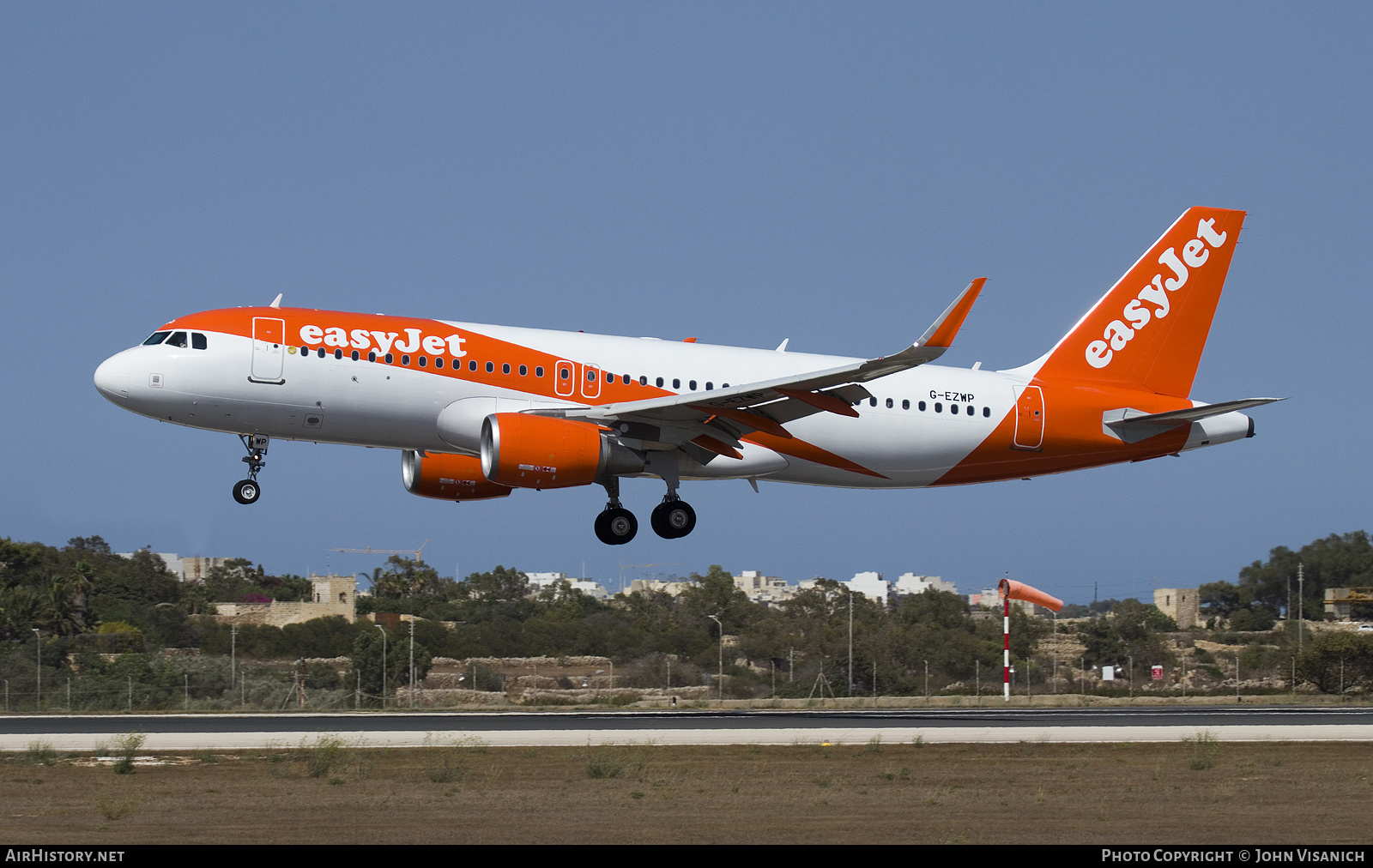Aircraft Photo of G-EZWP | Airbus A320-214 | EasyJet | AirHistory.net #376329