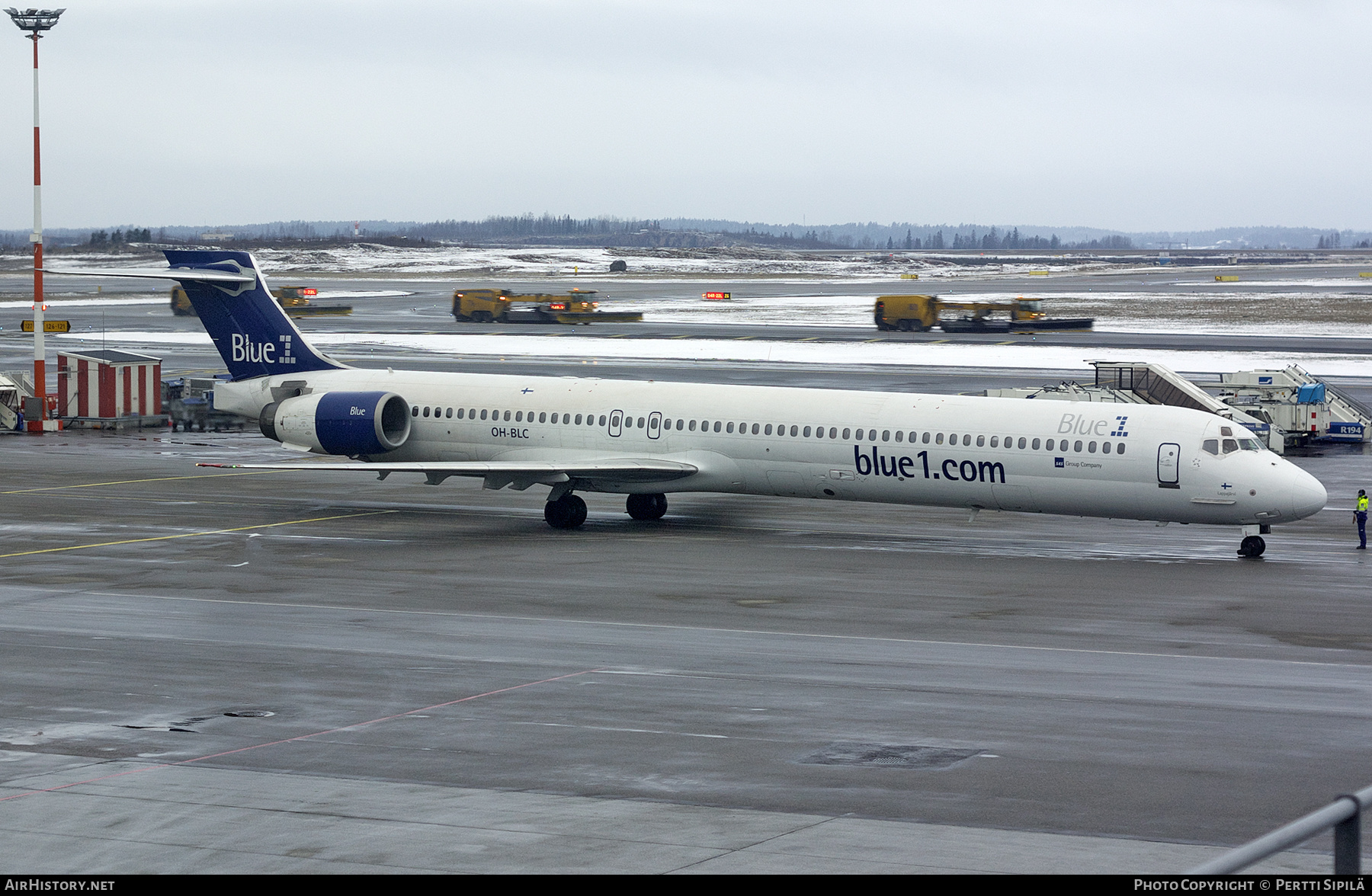 Aircraft Photo of OH-BLC | McDonnell Douglas MD-90-30 | Blue1 | AirHistory.net #376566