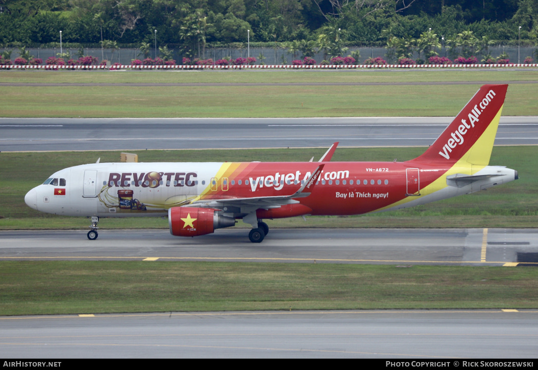 Aircraft Photo of VN-A672 | Airbus A320-214 | VietJet Air | AirHistory.net #376598