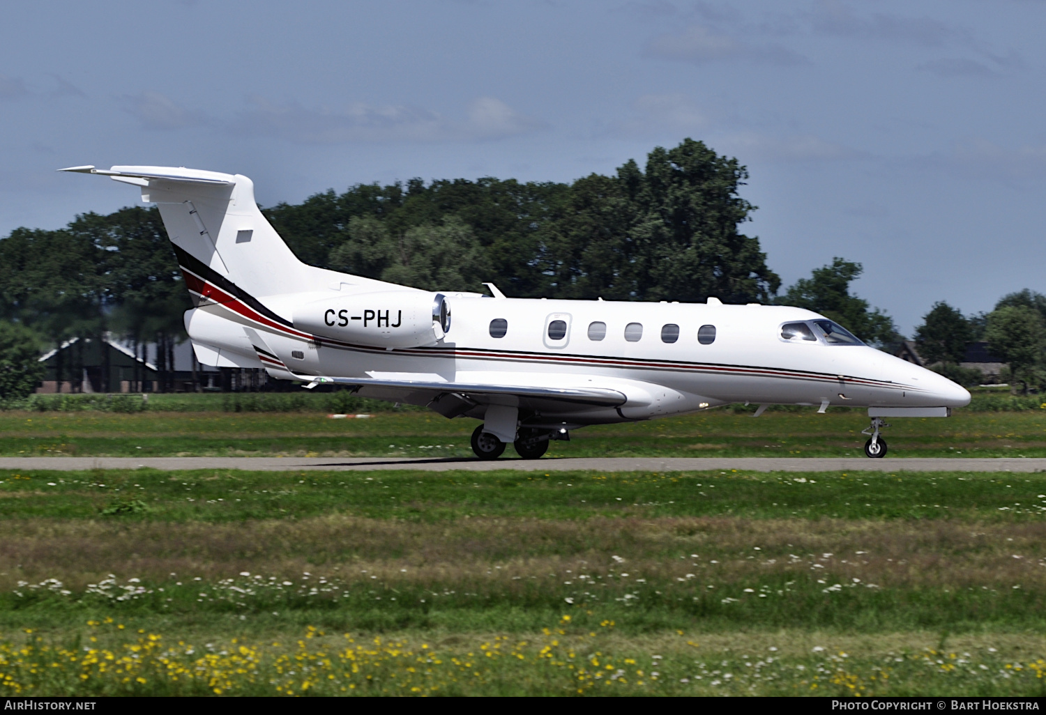 Aircraft Photo of CS-PHJ | Embraer EMB-505 Phenom 300 | AirHistory.net #376624