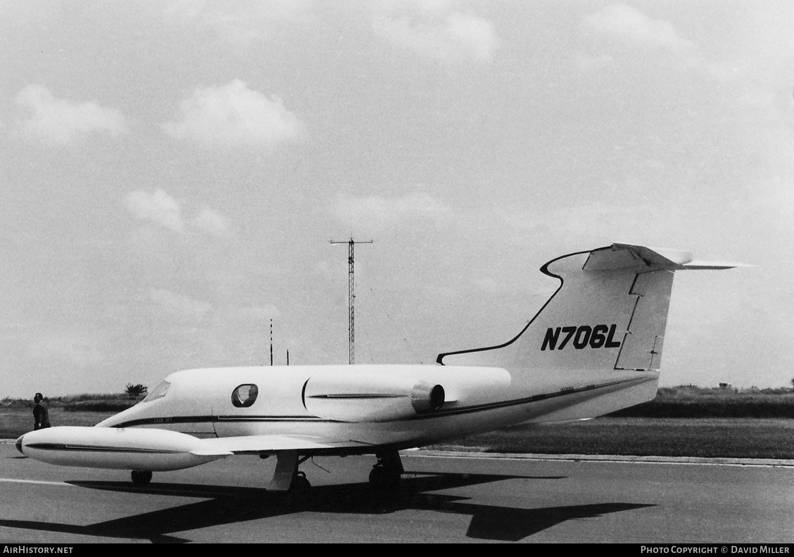 Aircraft Photo of N706L | Lear Jet 23 | AirHistory.net #376632