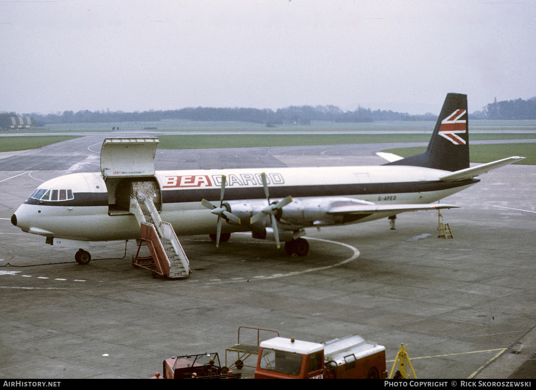 Aircraft Photo of G-APED | Vickers 953 Merchantman | BEA Cargo - British European Airways | AirHistory.net #376702