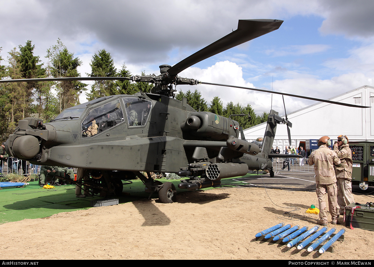 Aircraft Photo of Q-22 | Boeing AH-64D Apache Longbow | Netherlands - Air Force | AirHistory.net #376872