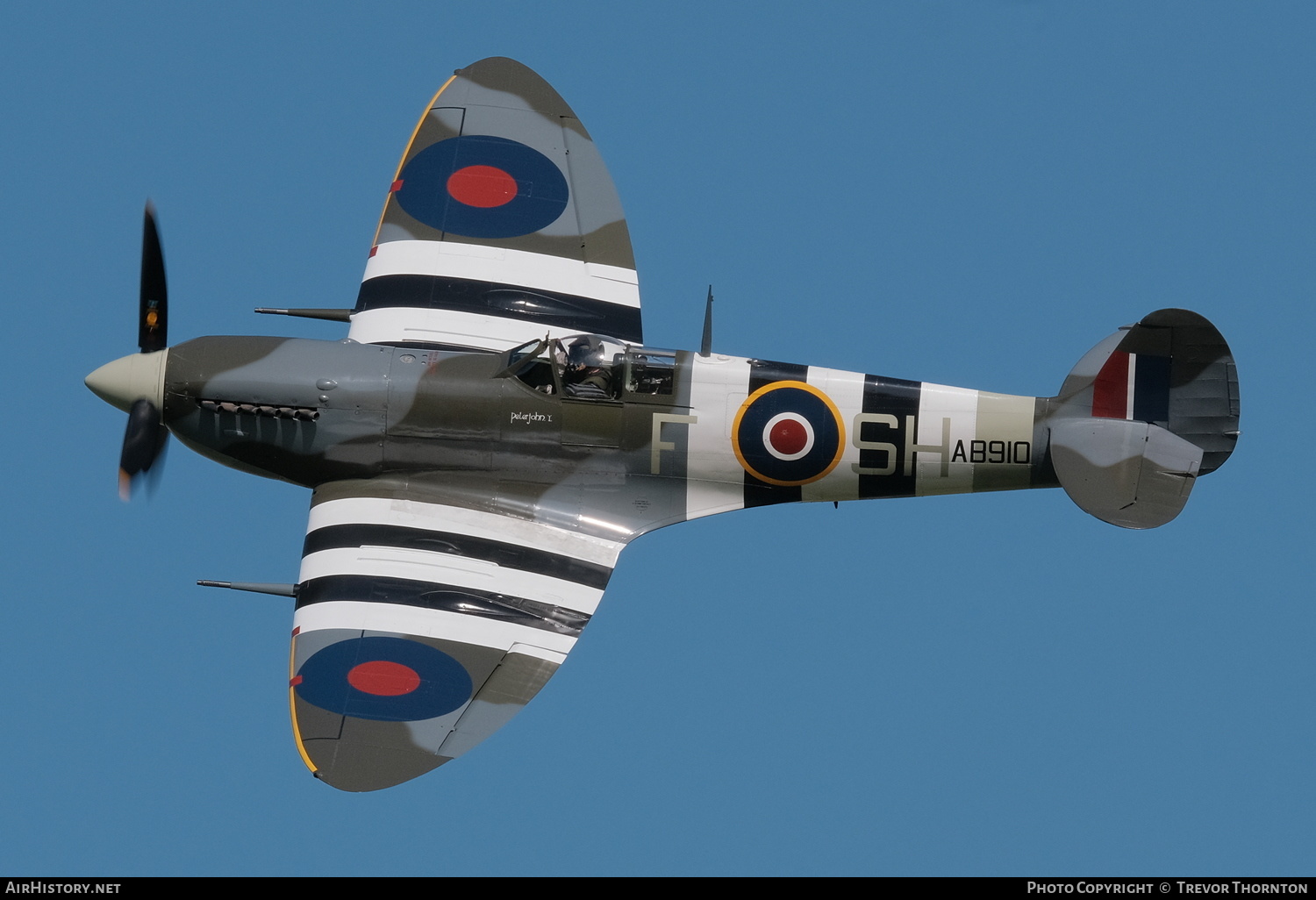 Aircraft Photo of AB910 | Supermarine 349 Spitfire LF5B | UK - Air Force | AirHistory.net #376884