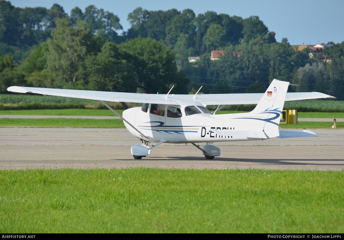 Aircraft Photo of D-ERRW | Cessna 172S Skyhawk SP | AirHistory.net #376888