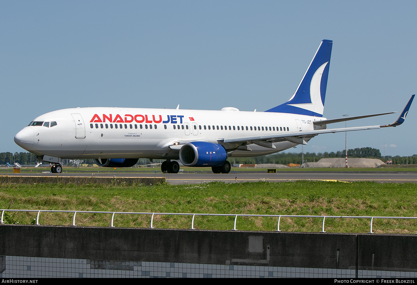 Aircraft Photo of TC-JZT | Boeing 737-8JP | AnadoluJet | AirHistory.net #376907