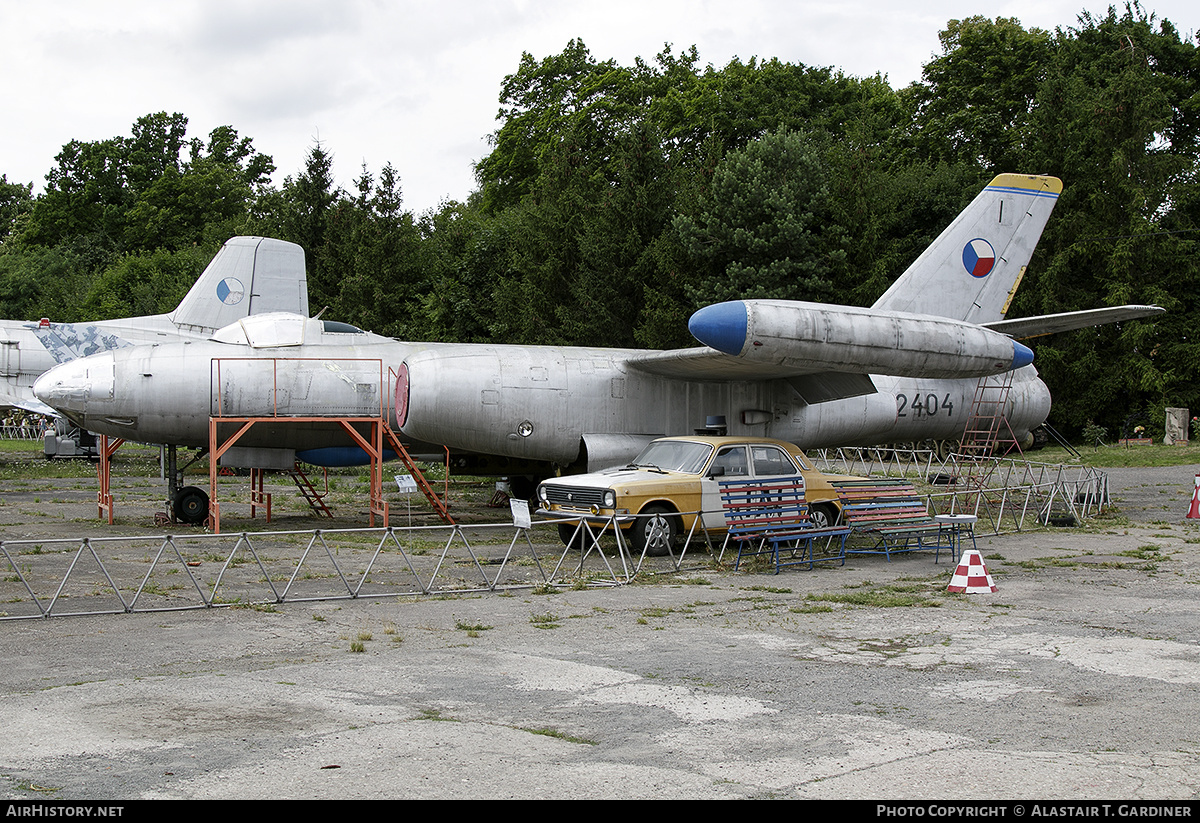 Aircraft Photo of 2404 | Ilyushin Il-28RT | Czechoslovakia - Air Force | AirHistory.net #377047