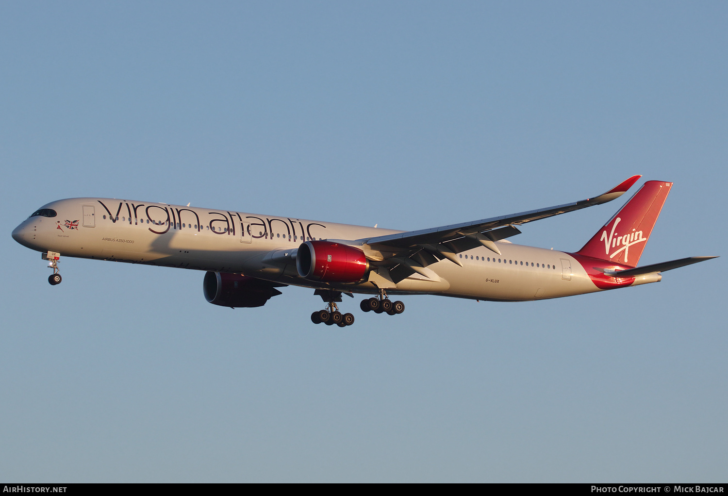 Aircraft Photo of G-VLUX | Airbus A350-1041 | Virgin Atlantic Airways | AirHistory.net #377064