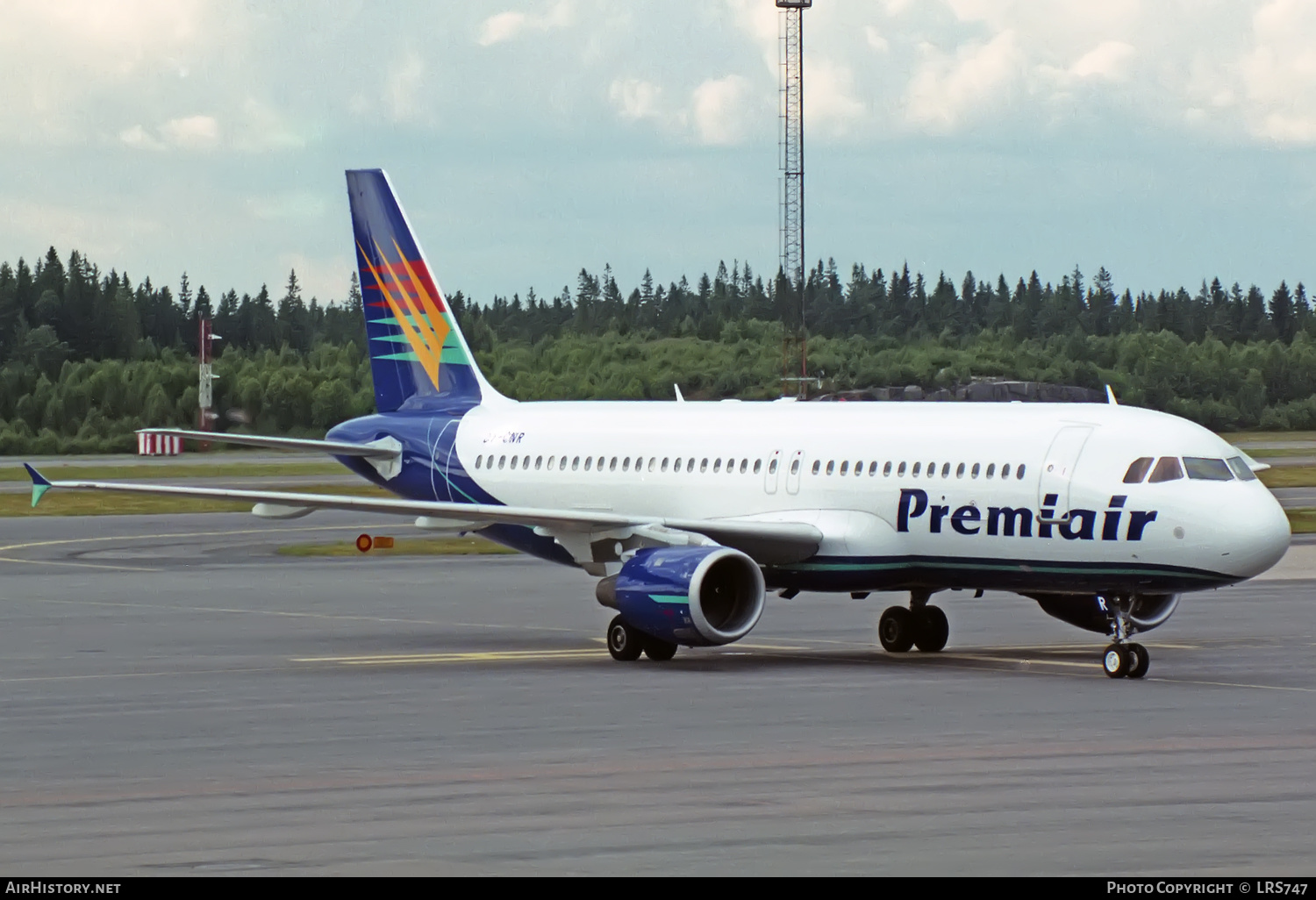 Aircraft Photo of OY-CNR | Airbus A320-212 | Premiair | AirHistory.net #377085
