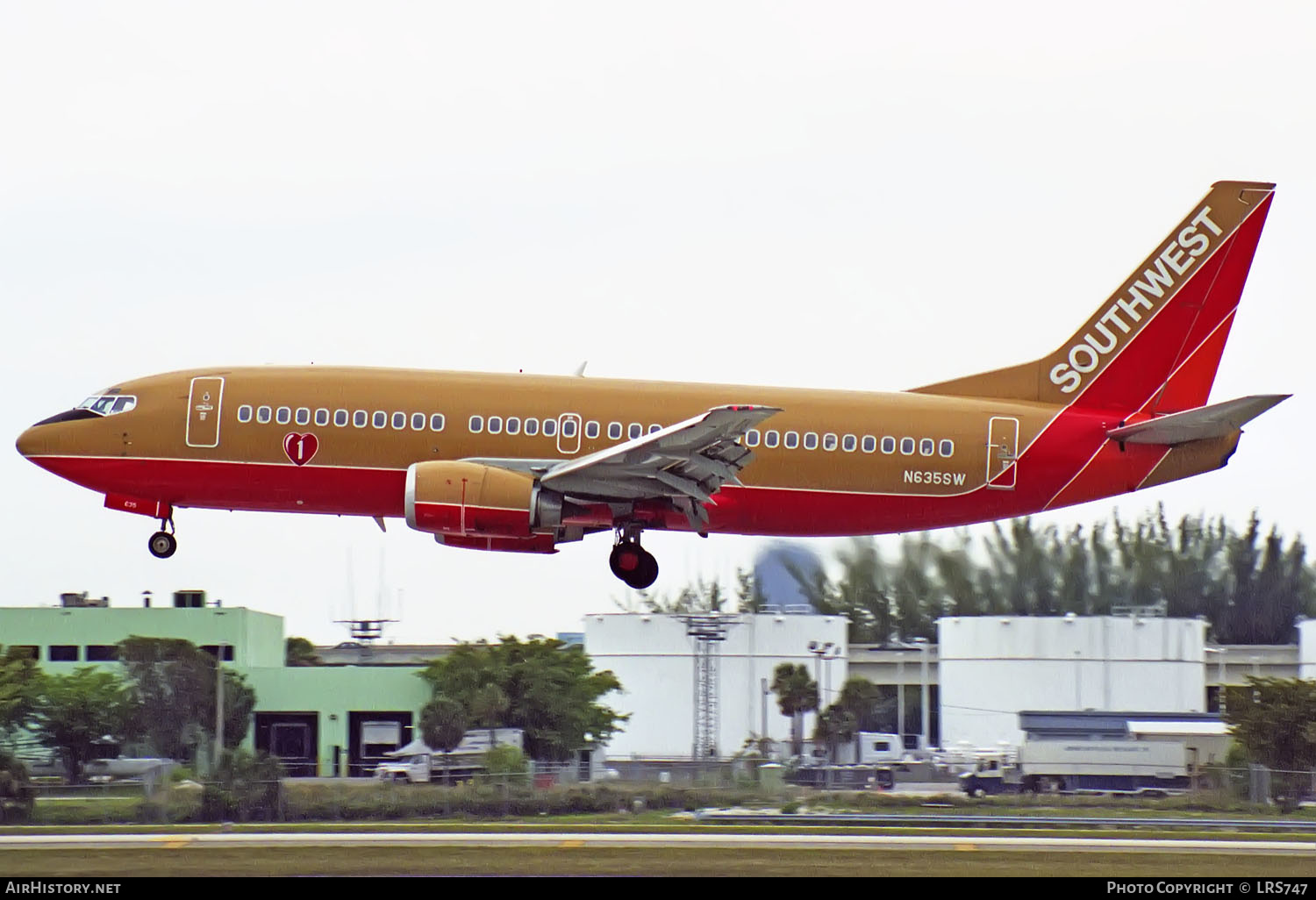 Aircraft Photo of N635SW | Boeing 737-3H4 | Southwest Airlines | AirHistory.net #377096