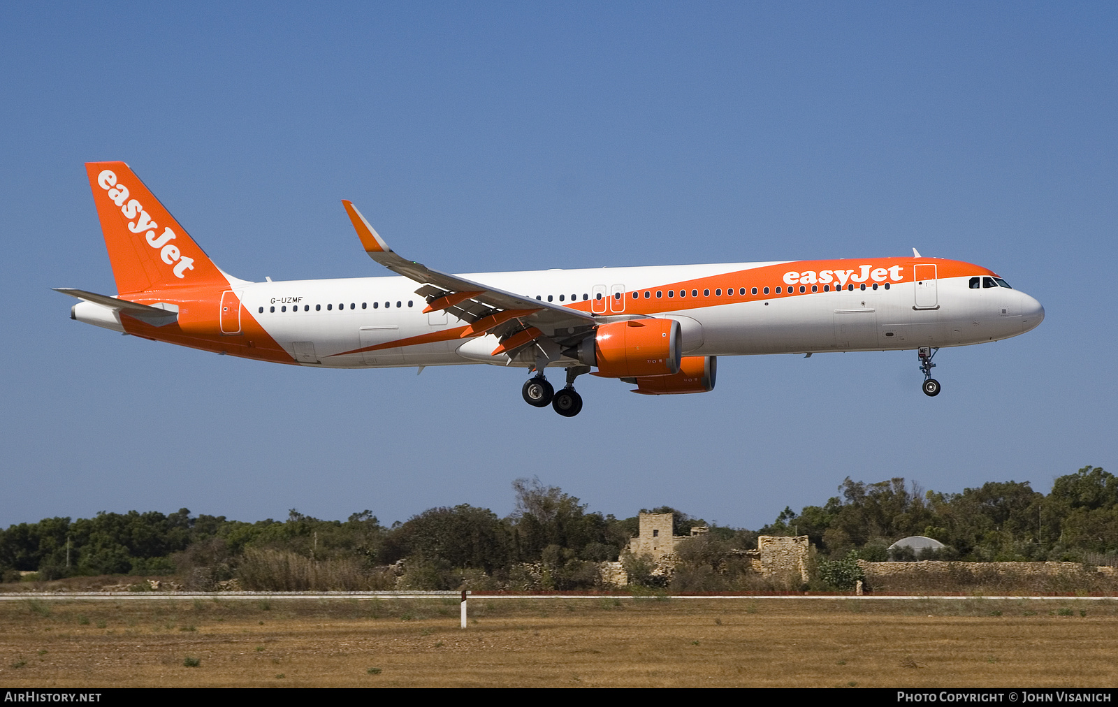 Aircraft Photo of G-UZMF | Airbus A321-251NX | EasyJet | AirHistory.net #377186