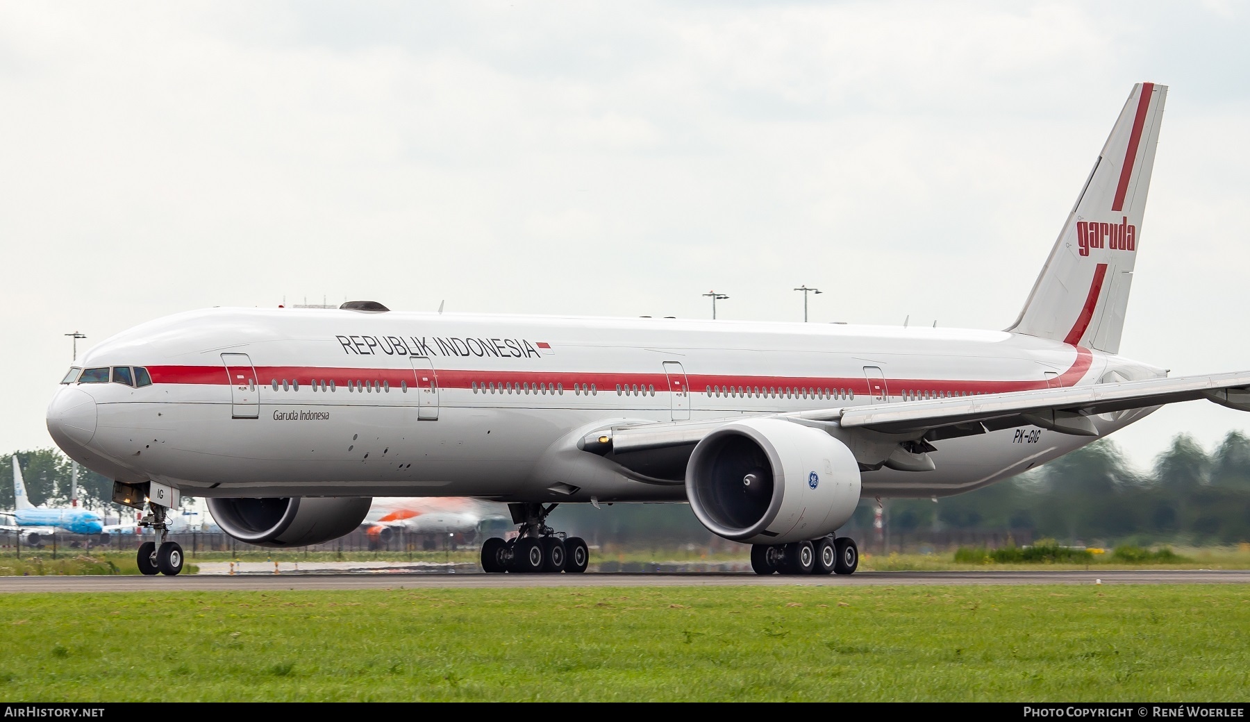 Aircraft Photo of PK-GIG | Boeing 777-3U3/ER | Garuda Indonesia | AirHistory.net #377237