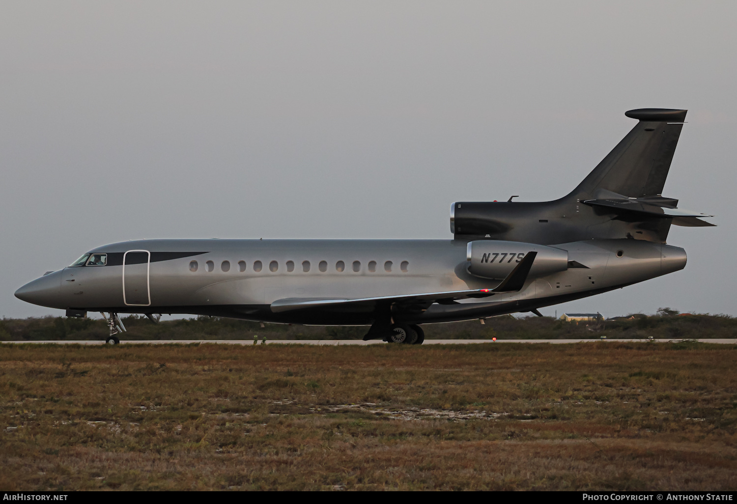 Aircraft Photo of N777SJ | Dassault Falcon 7X | AirHistory.net #377293