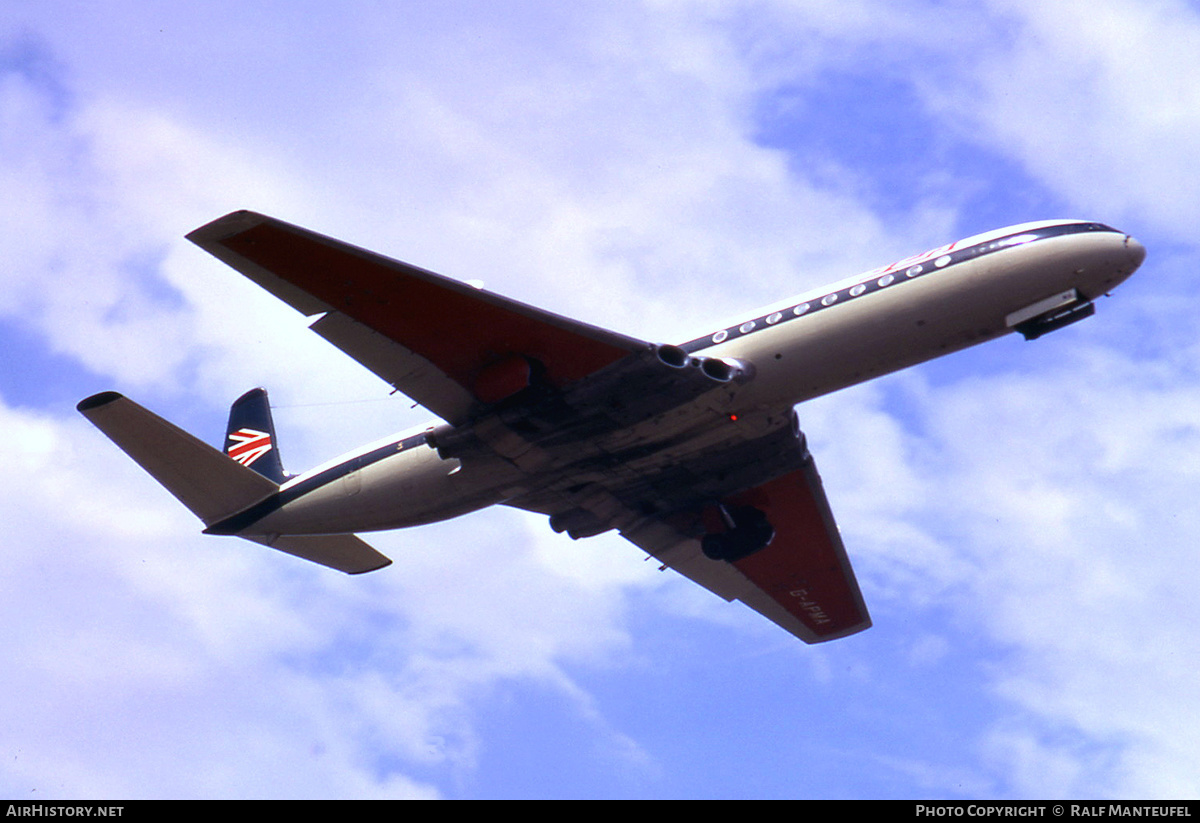 Aircraft Photo of G-APMA | De Havilland D.H. 106 Comet 4B | BEA - British European Airways | AirHistory.net #377300