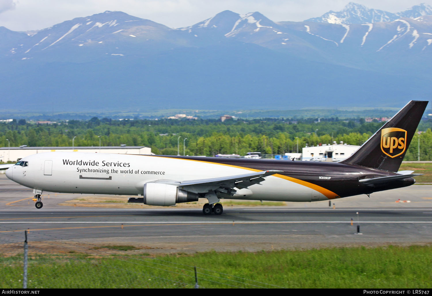 Aircraft Photo of N309UP | Boeing 767-34AF/ER | United Parcel Service - UPS | AirHistory.net #377368