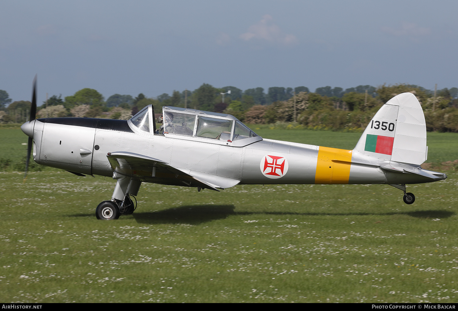 Aircraft Photo of G-CGAO / 1350 | De Havilland Canada DHC-1 Chipmunk T20 | Portugal - Air Force | AirHistory.net #377398