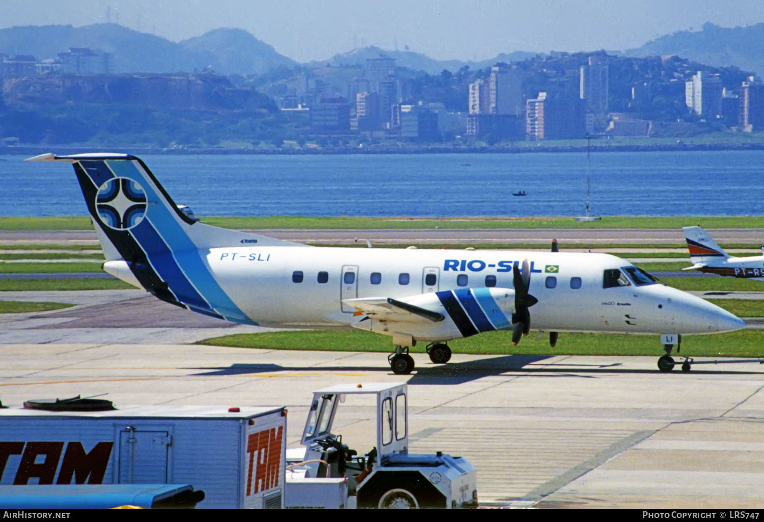 Aircraft Photo of PT-SLI | Embraer EMB-120RT Brasilia | Rio-Sul | AirHistory.net #377437