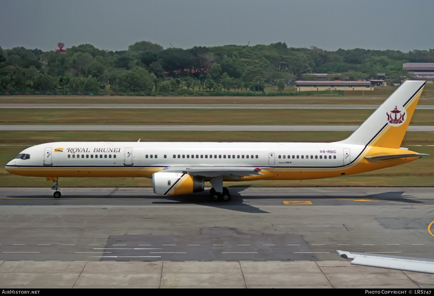Aircraft Photo of V8-RBC | Boeing 757-2M6 | Royal Brunei Airlines | AirHistory.net #377456
