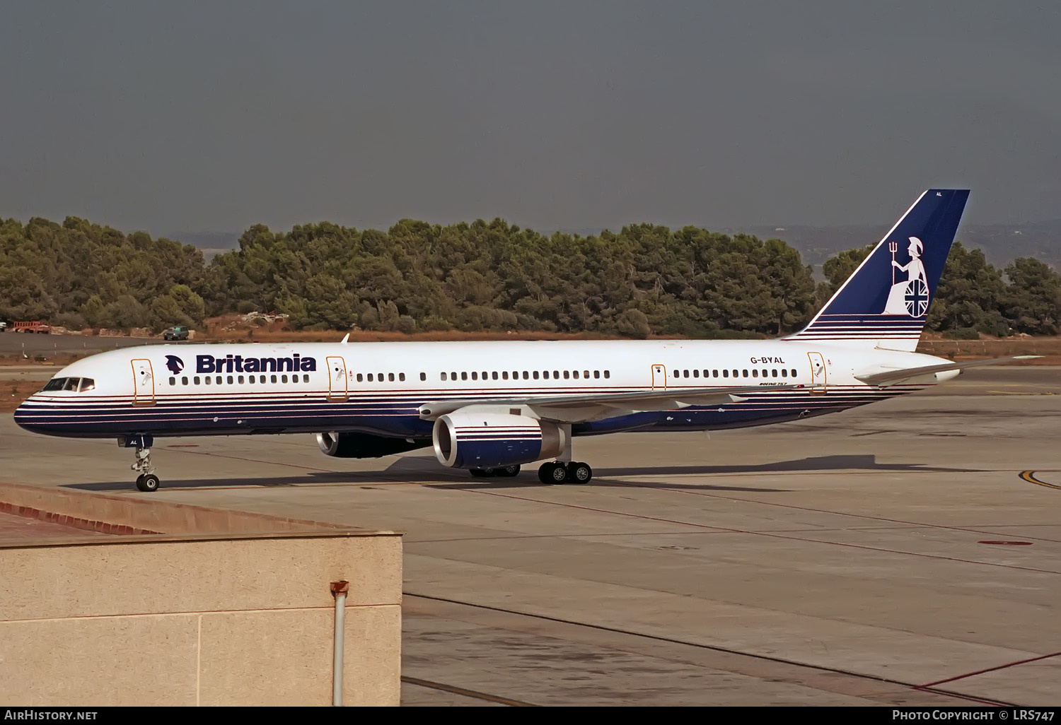 Aircraft Photo of G-BYAL | Boeing 757-204 | Britannia Airways | AirHistory.net #377525