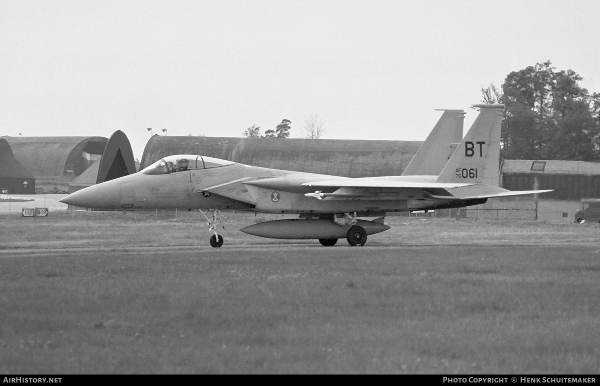 Aircraft Photo of 75-0061 / AF75-061 | McDonnell Douglas F-15A Eagle | USA - Air Force | AirHistory.net #377610
