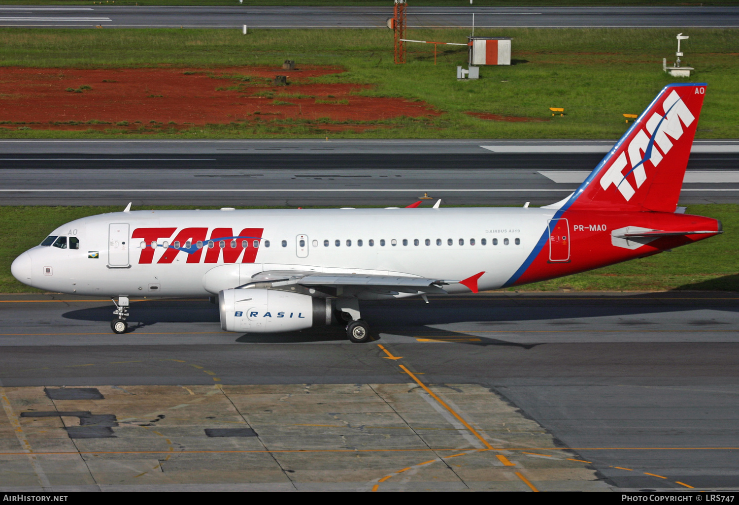 Aircraft Photo of PR-MAO | Airbus A319-132 | TAM Linhas Aéreas | AirHistory.net #377738