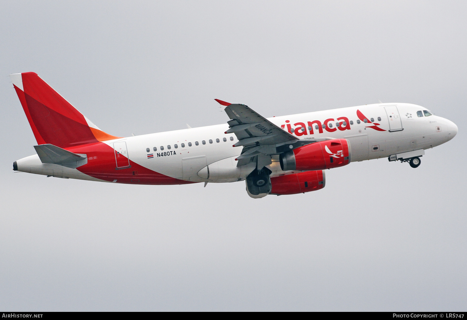 Aircraft Photo of N480TA | Airbus A319-132 | Avianca | AirHistory.net #377755