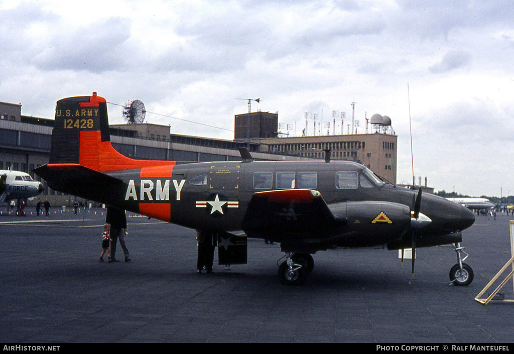 Aircraft Photo of 61-2428 / 12428 | Beech U-8F Seminole (65) | USA - Army | AirHistory.net #377778