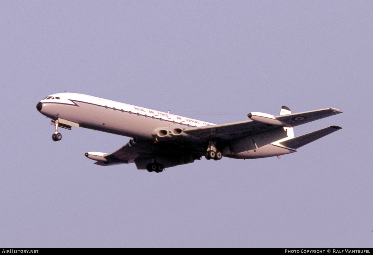 Aircraft Photo of XR398 | De Havilland D.H. 106 Comet C.4 | UK - Air Force | AirHistory.net #377788