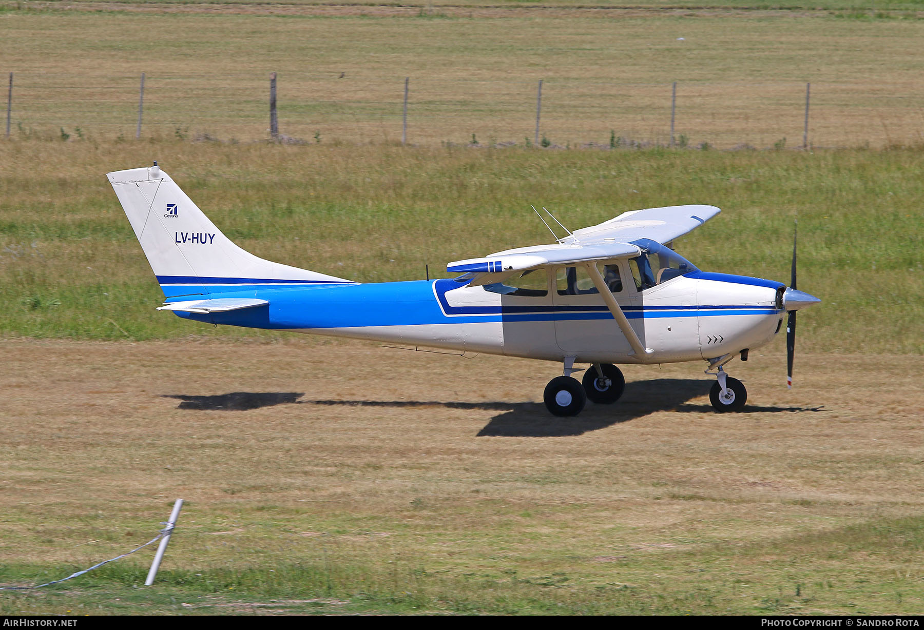 Aircraft Photo of LV-HUY | Cessna 182G | AirHistory.net #377800