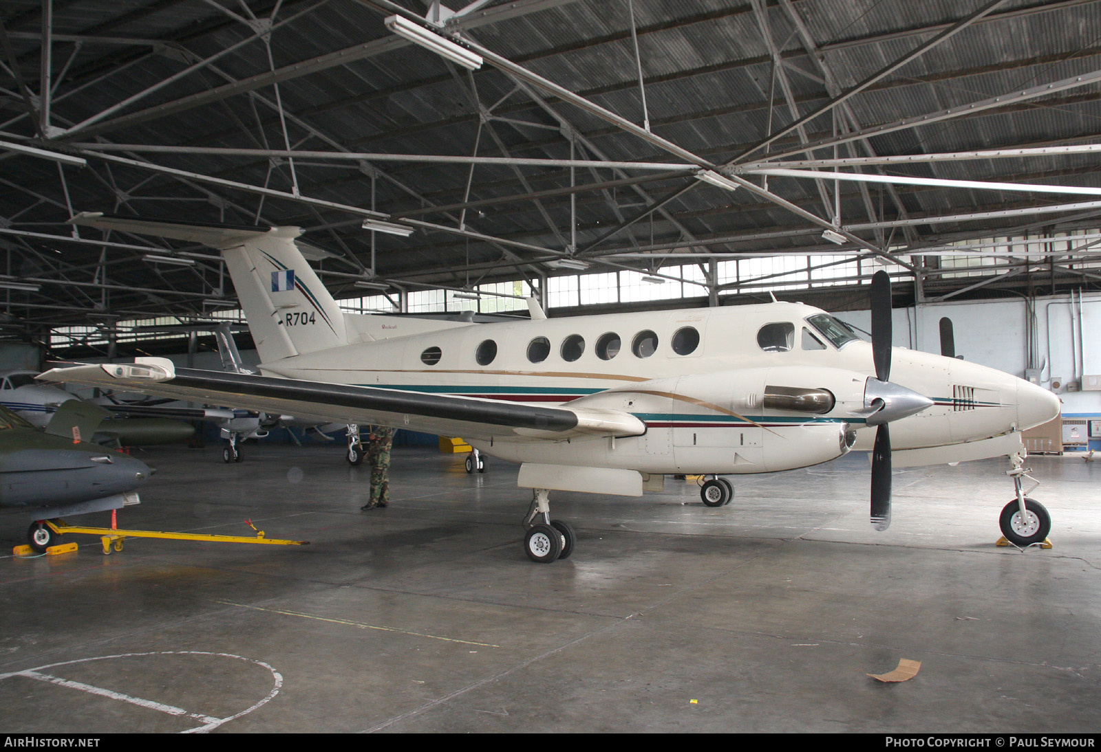 Aircraft Photo of R704 | Beech 200 Super King Air | Guatemala - Air Force | AirHistory.net #377846