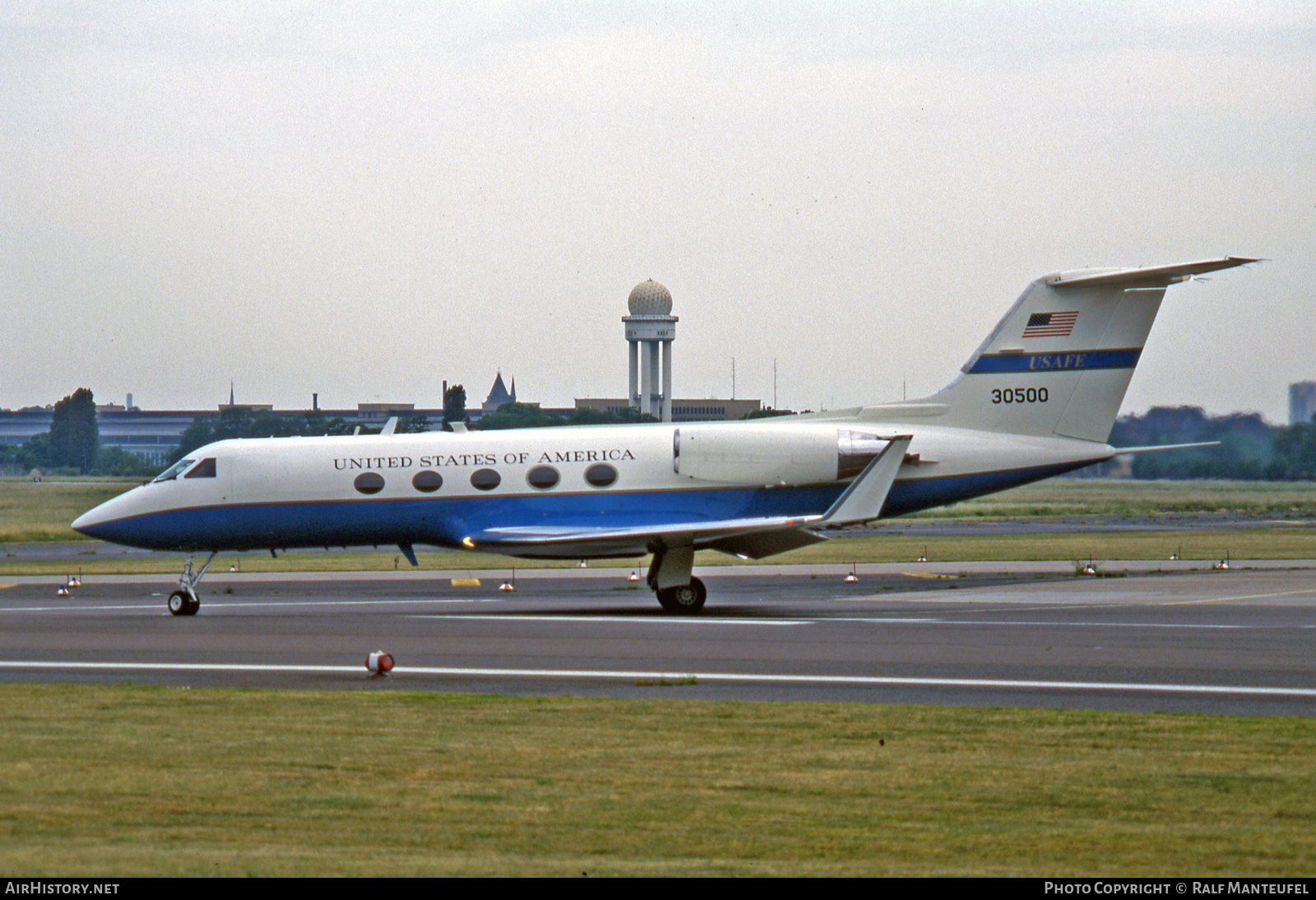 Aircraft Photo of 83-0500 / 30500 | Gulfstream Aerospace C-20A Gulfstream III (G-1159A) | USA - Air Force | AirHistory.net #377874