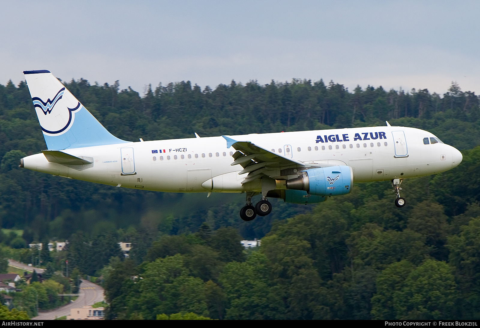 Aircraft Photo of F-HCZI | Airbus A319-112 | Aigle Azur | AirHistory.net #377931