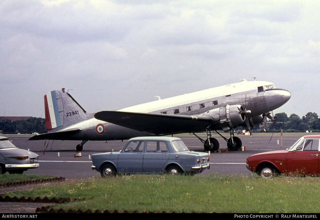 Aircraft Photo of 23941 | Douglas C-47A Skytrain | France - Air Force | AirHistory.net #377952