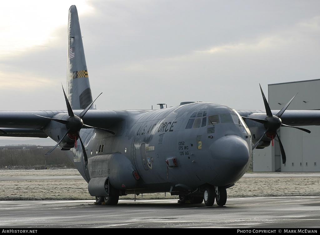 Aircraft Photo of 97-1352 / 71352 | Lockheed Martin C-130J Hercules | USA - Air Force | AirHistory.net #377961