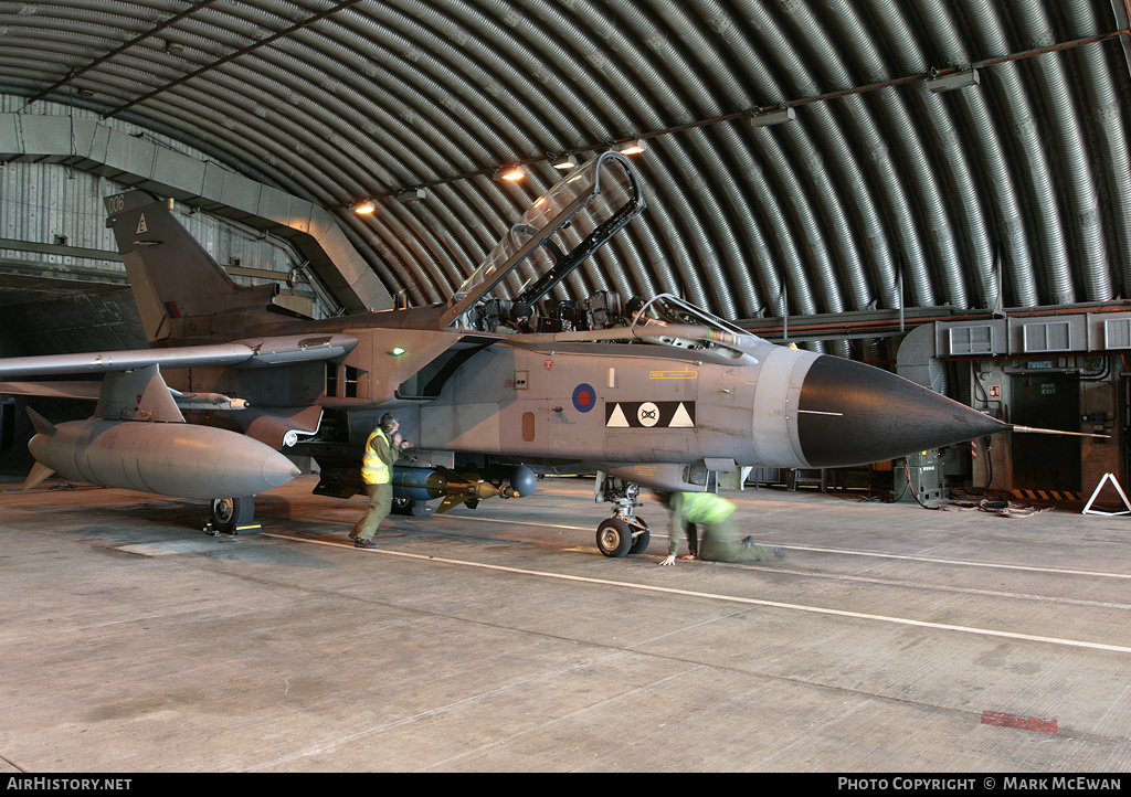 Aircraft Photo of ZA372 | Panavia Tornado GR4 | UK - Air Force | AirHistory.net #377977