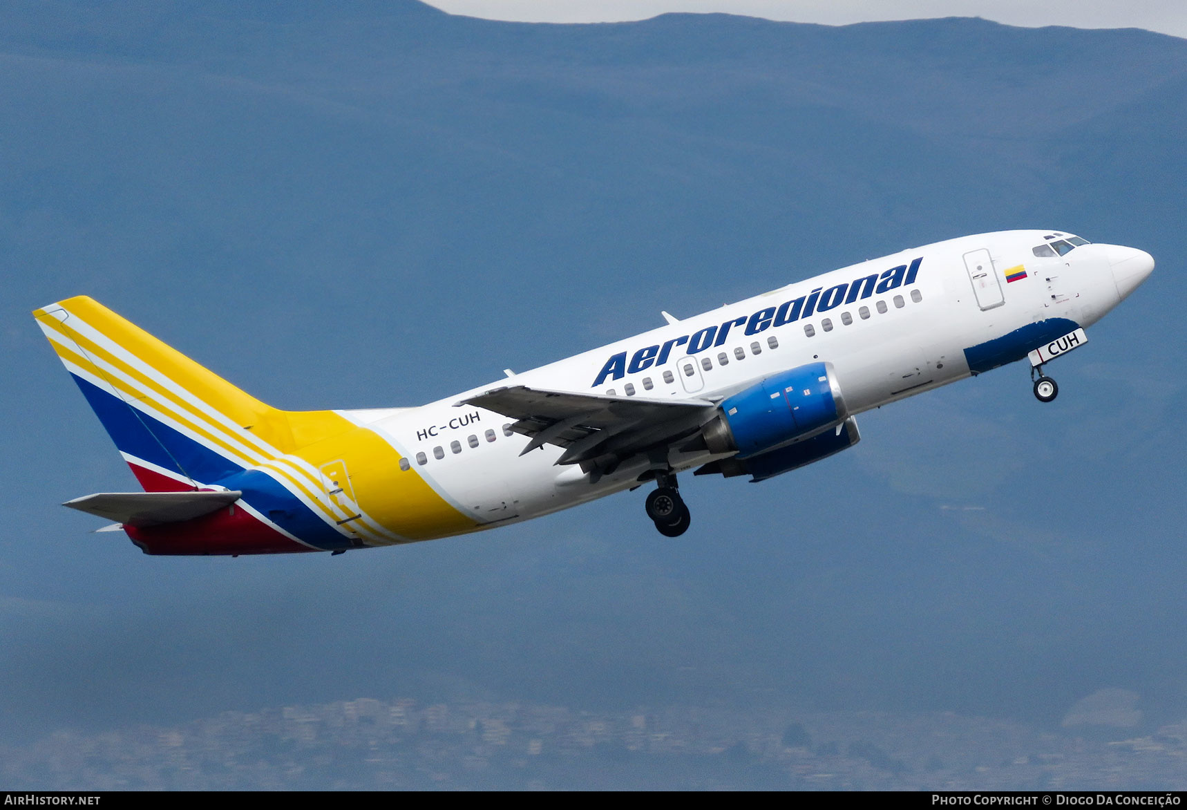 Aircraft Photo of HC-CUH | Boeing 737-5Y0 | Aeroregional | AirHistory.net #378011